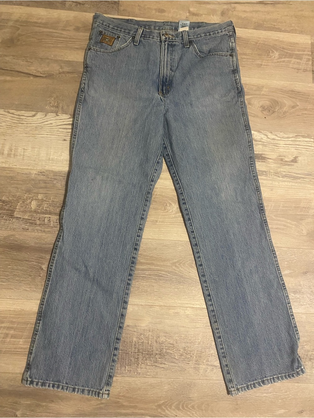 Cinch Men’s Straight Jeans in Light Blue Denim 35x32